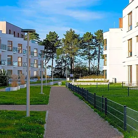 Sea Baltic - Basen, Boisko Do Tenisa Gąski